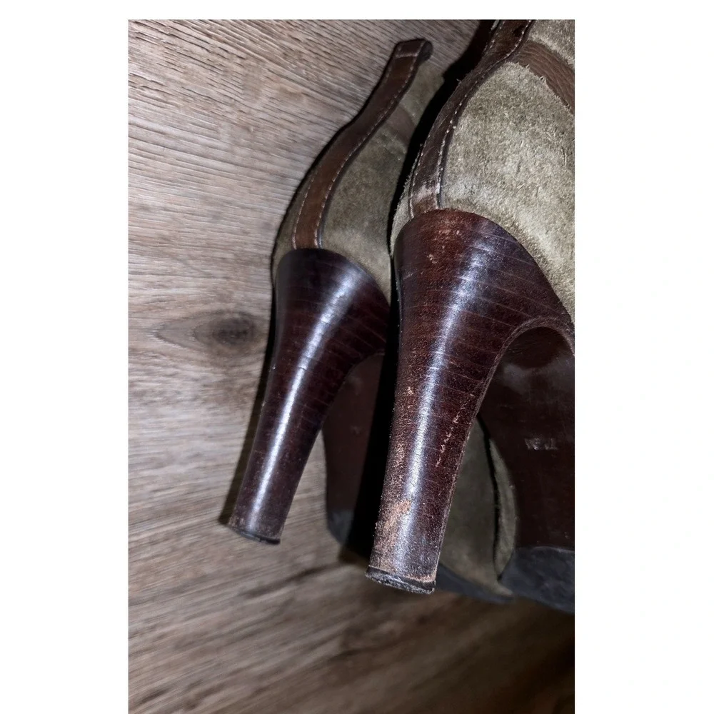 Tory Burch 7.5M Leather Suede Booties Heels Ankle Boots Olive green
